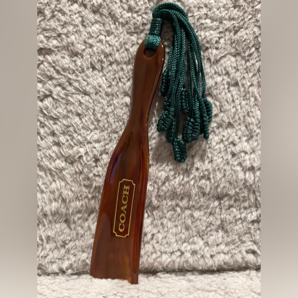 Coach Shoe Horn, Size 7 inch